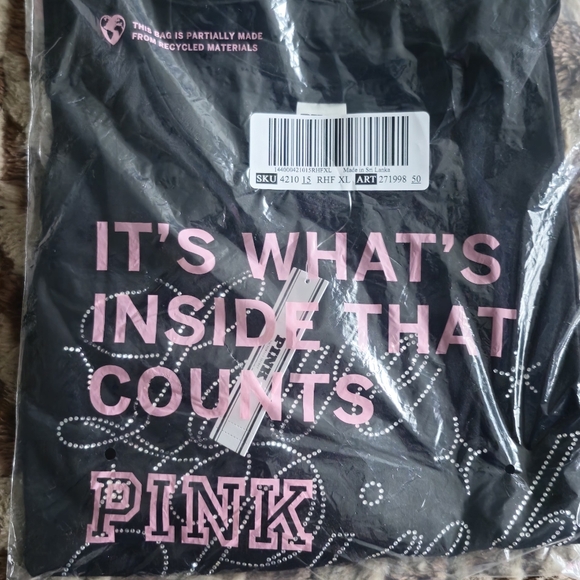 PINK Campus Cotton Bling Tee Size Extra Large NWT - Picture 2 of 9